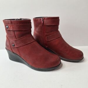 Keen Burgundy Leather Romantic Gorpcore Side Zip Ankle Wedge Boots Size 7.5